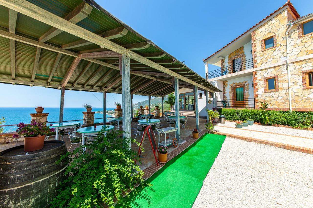 Hotel "San Saena " Radhimë المظهر الخارجي الصورة