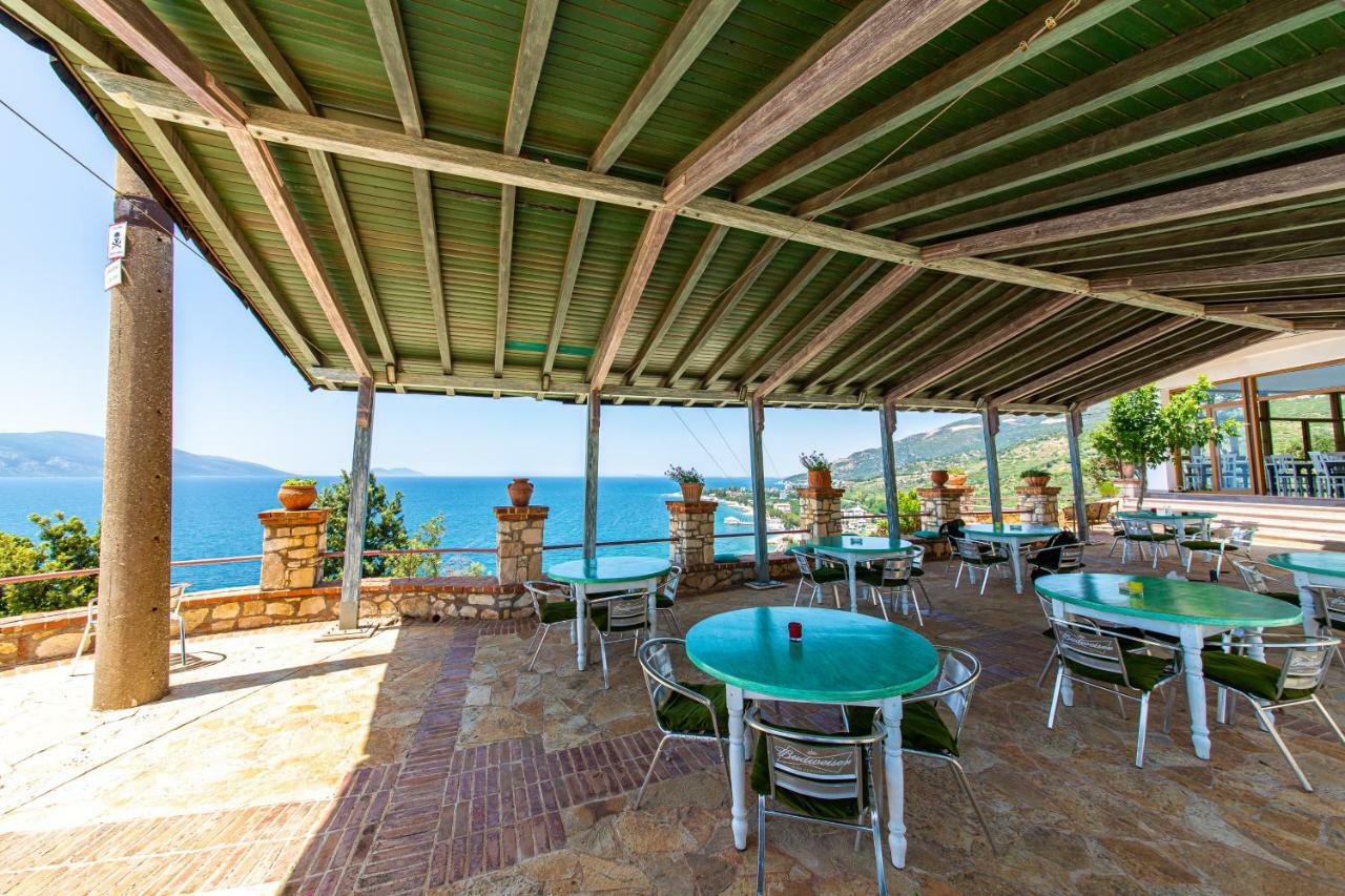 Hotel "San Saena " Radhimë المظهر الخارجي الصورة